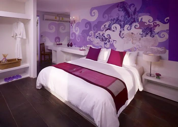 Seven Hotel